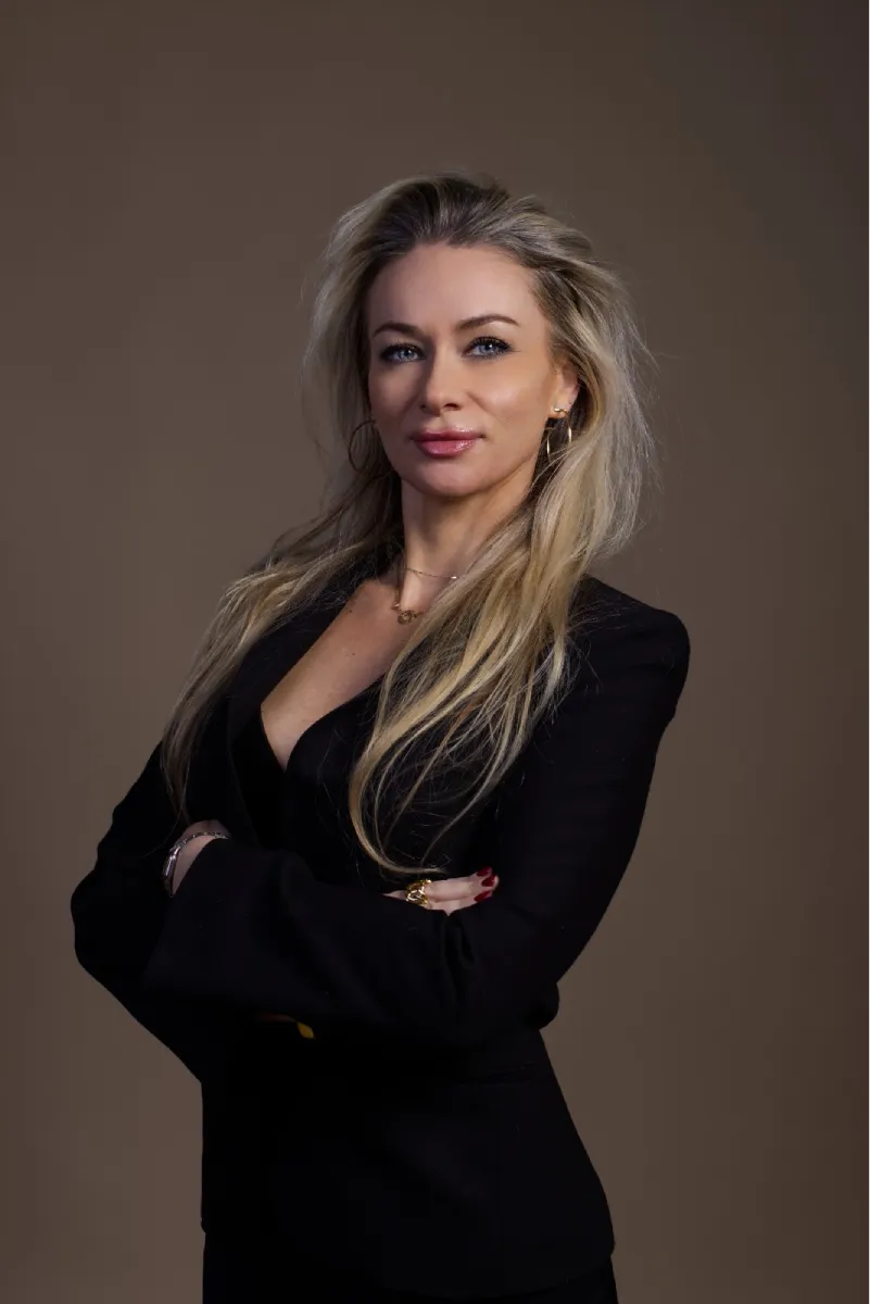 Anna Perka — Expert Esthetician